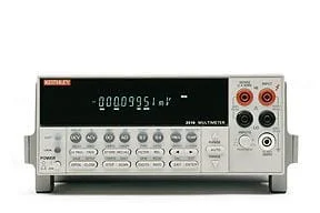 Keithley 2010 系列：配有扫描功能的 7½ 位万用表